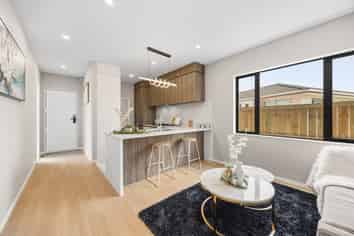 60C Hutchinsons Road, Bucklands Beach