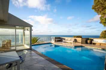 18 Whitewash Head Road, Scarborough