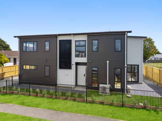 60A Hutchinsons Road, Bucklands Beach