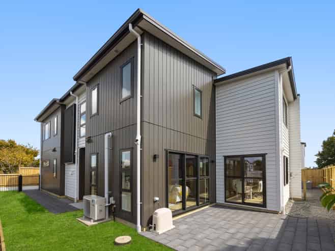 60A Hutchinsons Road, Bucklands Beach