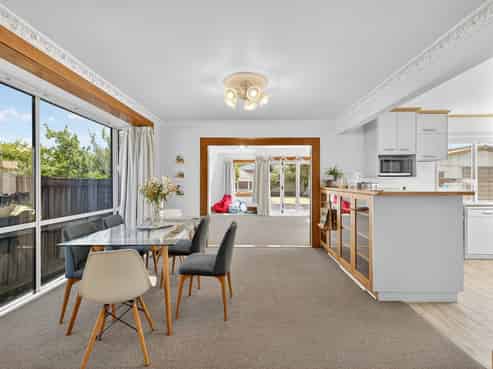 123 Francis Avenue, Saint Albans