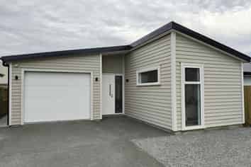 3B Olearia Lane, Woodend