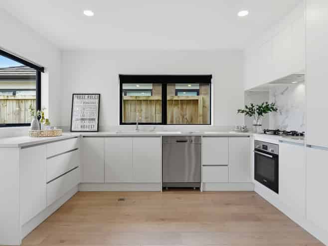 2/7 Tokerau Drive, Rototuna