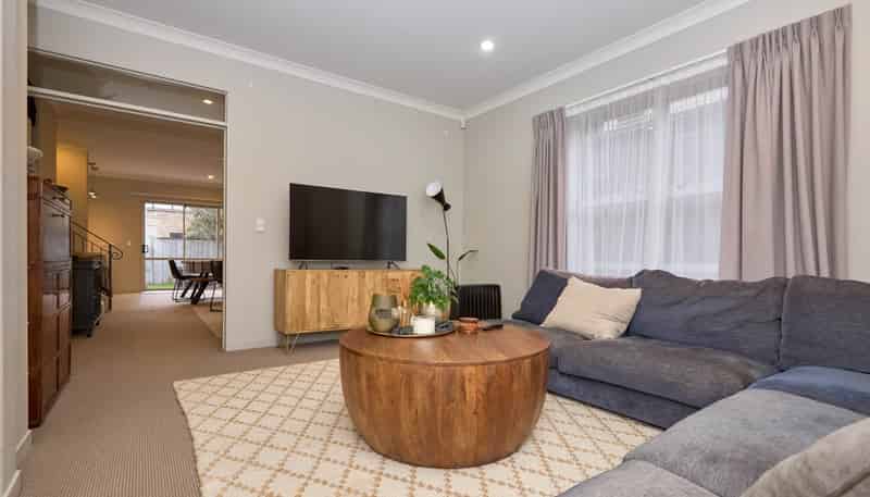 17 Tihi Street, Stonefields