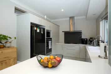 17 Tihi Street, Stonefields