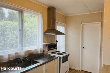 4/302 Banks Street, Thames