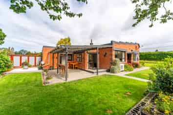 108 Acacia Drive, Levels