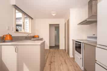 3 Queen Street, WESTPORT