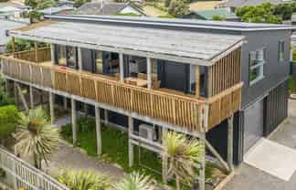 6 Arataki Grove, Waitarere Beach