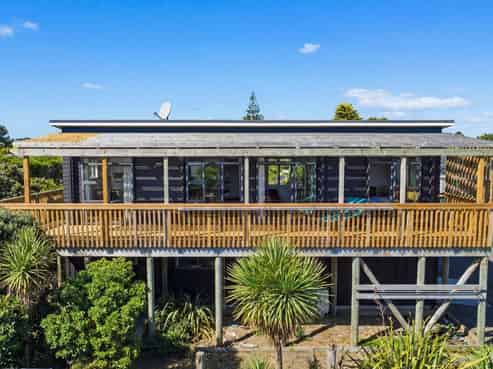 6 Arataki Grove, Waitarere Beach