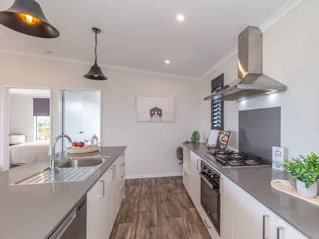 6 Arataki Grove, Waitarere Beach