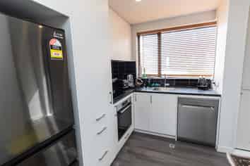 22 Ara Paiwhenua, Tawa