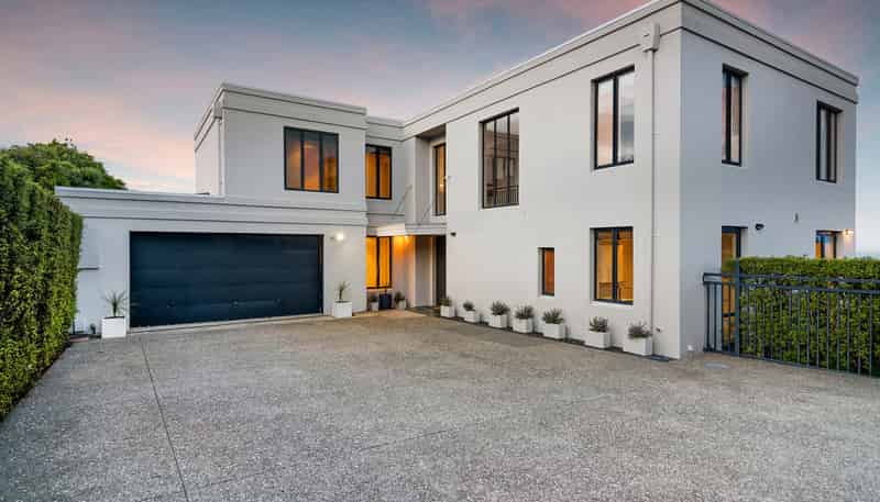 65 Glenstrae Road, Redcliffs