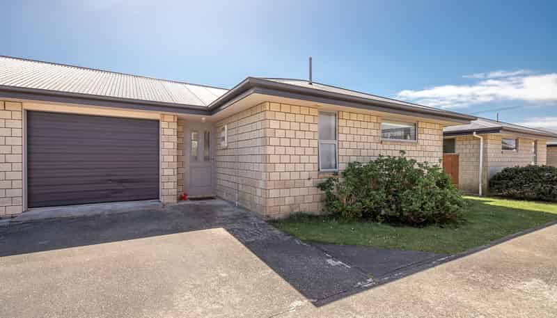 146C Romilly Street, Westport