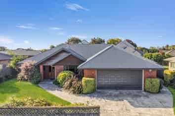 25 Panckhurst Drive, Woodend