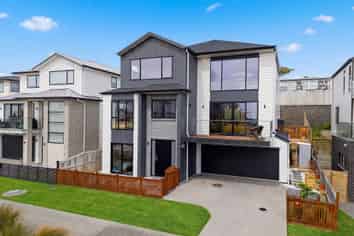 14 Cavalli Road, Long Bay