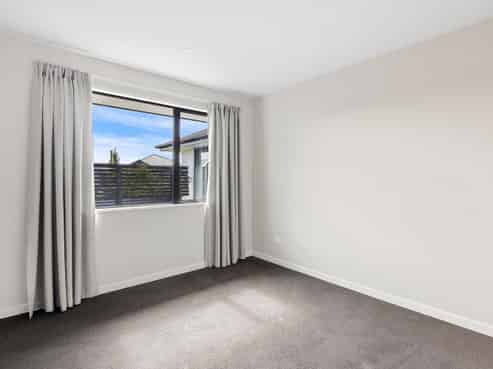 8 Oakleigh Street, Woodend