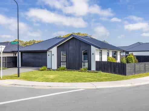 8 Oakleigh Street, Woodend