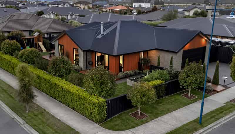 8 Turvey Street, Pegasus