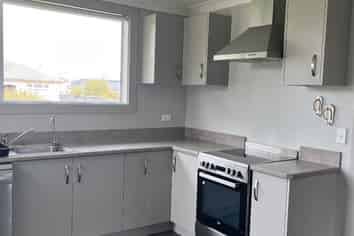 13 Lawrence St, Gore