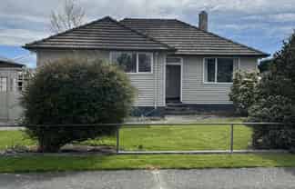 13 Lawrence St, Gore