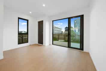 208-212 Henwood Road, Westgate