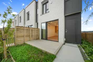 208-212 Henwood Road, Westgate