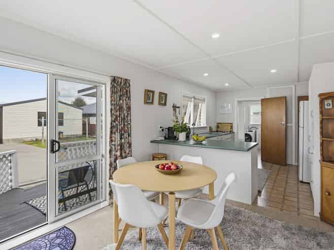 132 Weraroa Road, Levin