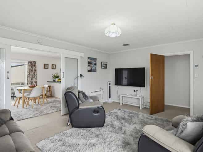 132 Weraroa Road, Levin