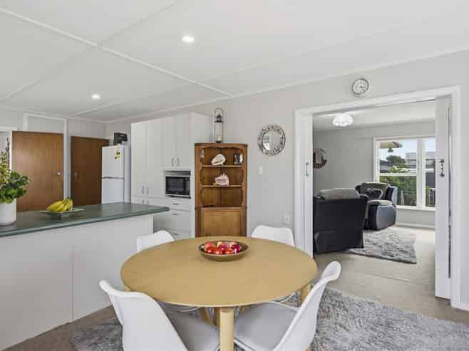 132 Weraroa Road, Levin