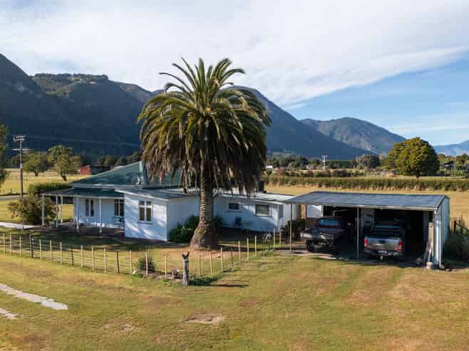 166 East Takaka Road, East Takaka