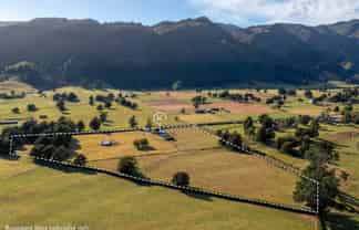 166 East Takaka Road, East Takaka