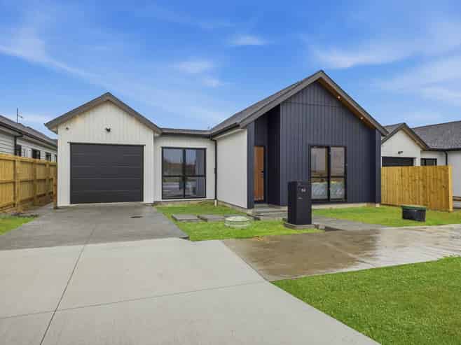 52 Whangamaire Rise, Karaka