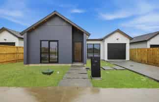 50 Whangamaire Rise, Karaka