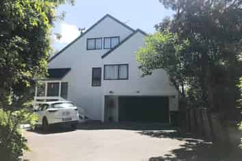 649 East Coast Road, Pinehill