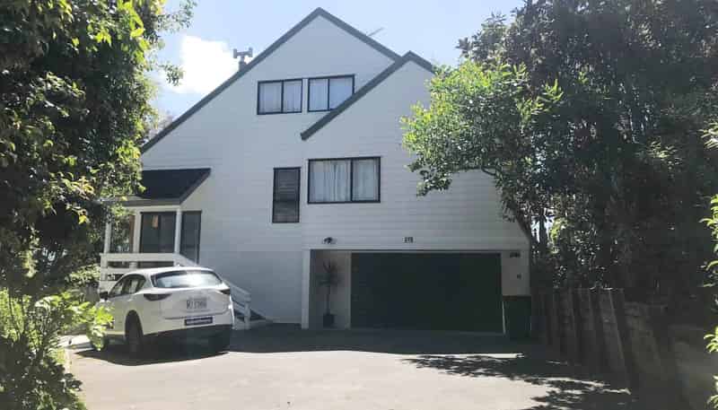 649 East Coast Road, Pinehill