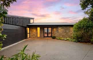 2/24 Revelation Drive, Clifton