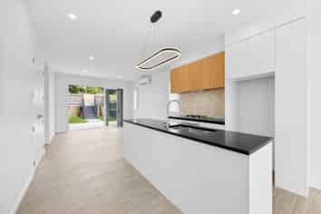 6 Taiheru Road, Karaka