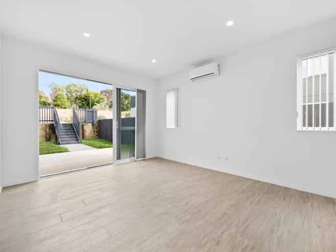 6 Taiheru Road, Karaka