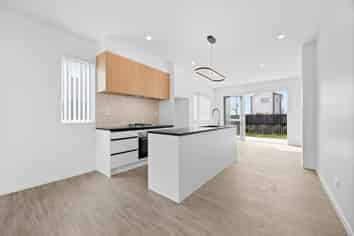 6 Taiheru Road, Karaka