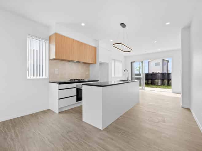 6 Taiheru Road, Karaka