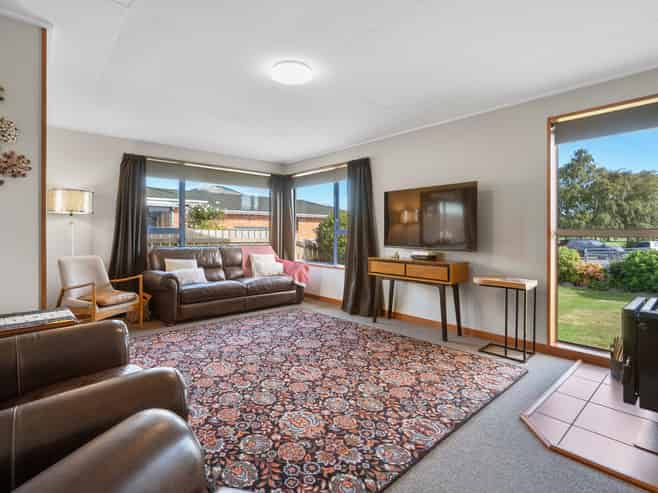 5 Tudor Lane, Mosgiel