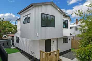 Auckland - Address withheld