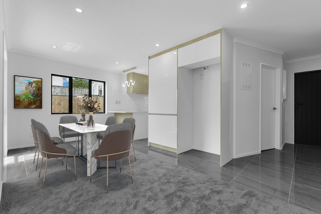 Standalone Beauty – Must Be Sold
Offers Over $800,000 | Brand New | Private & Secure Living - Widok 3