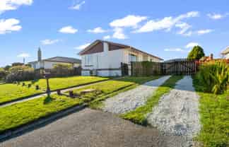 38 Kilmarnock Avenue, Strathern