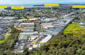 VERSATILE WORK-LIVE Unit IN CENTRAL LOCATION.