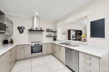 144 Riverside Drive, Waiwhetu