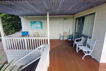 18 Tawhana Crescent, Red Beach