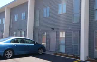 2b/181 Knighton Road , Hillcrest