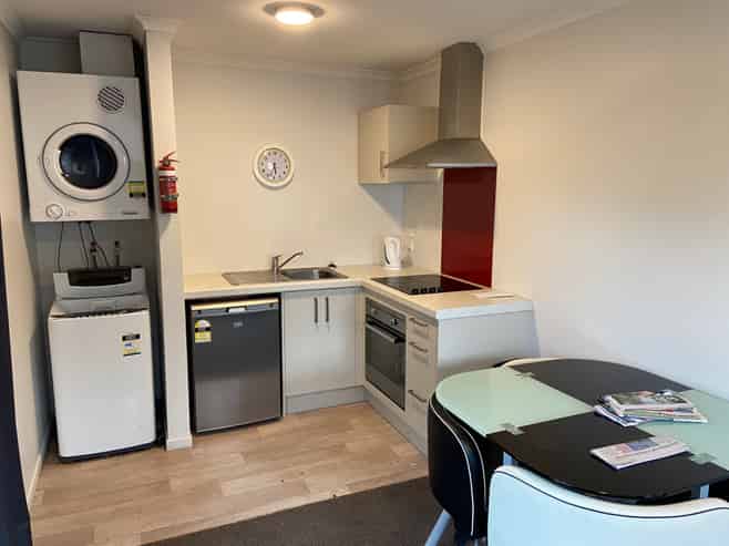 1/2 Rm A Palmerston Street, Hamilton Central